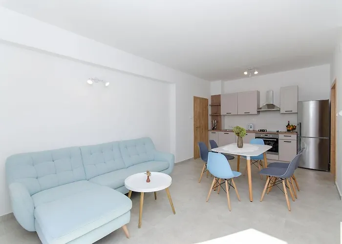 아파트 Koras Pupnat