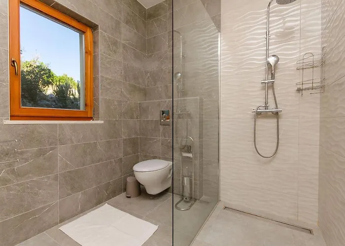 아파트 Koras Pupnat