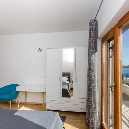 Koras Apartment Pupnat