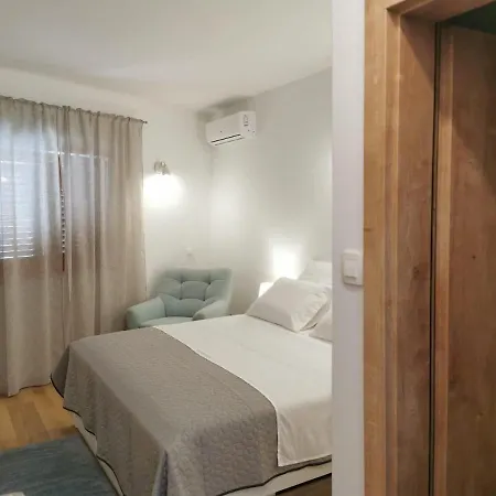 Koras Apartman *